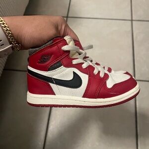 Air Jordan 1 Chicago lost and found